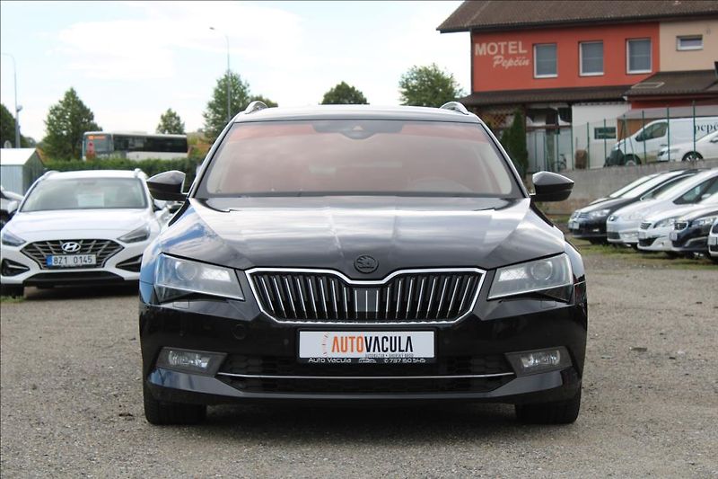 Škoda Superb 2,0 TDi  L&K, 140KW, DSG, ČR - fotka 2 z 46