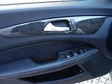 Mercedes-Benz CLS (2012) 350D*4M*AMG*195KW*TOP-VÝB*CZ!! - náhled 39