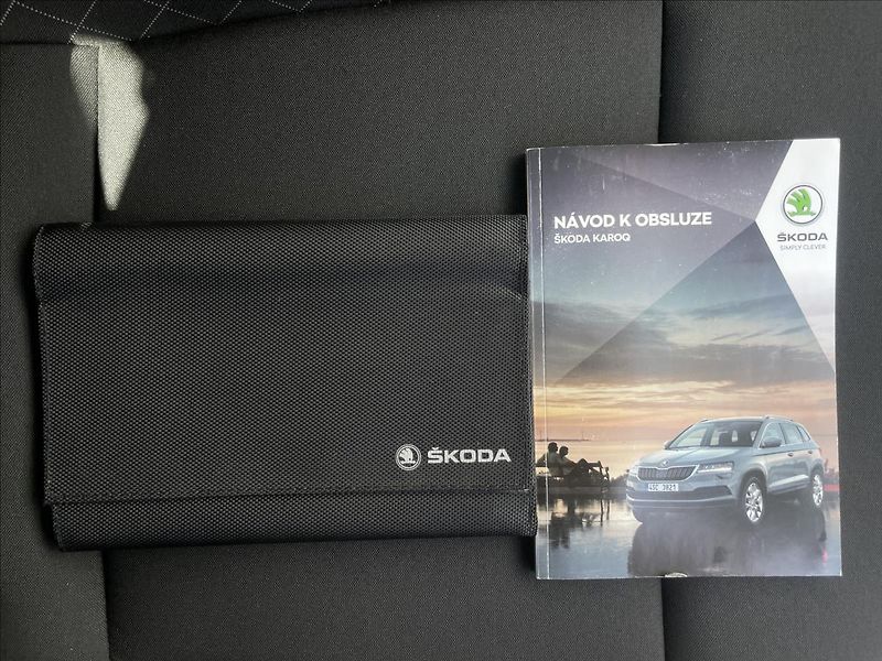 Škoda Karoq 2,0 TDI Ambition Plus TAŽNÉ - fotka 19 z 23