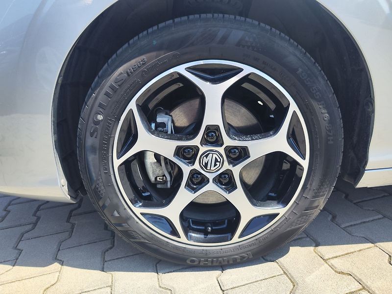 MG MG3 1.5 HEV/143kW Emotion AT - fotka 30 z 30