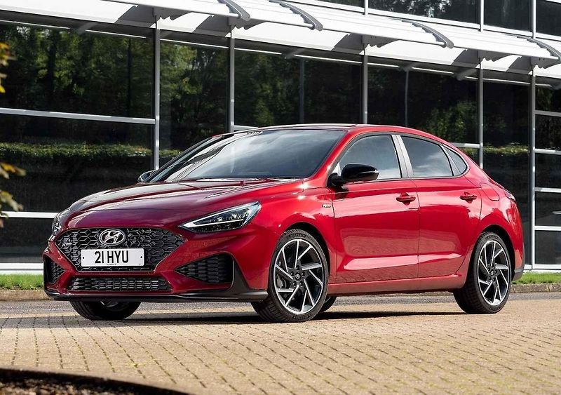 Nad sportovními vozy Hyundai divize N se spalovacími motory se smráká