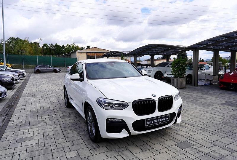 BMW X4 (2020) 2.0d xDrive Mpaket/190PS/ČR - fotka 8 z 46