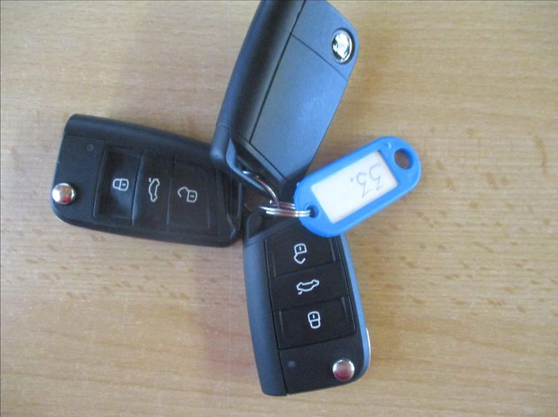 Škoda Octavia 2,0 TDI, Style,DSG,navi,DPH,CZ - fotka 27 z 29