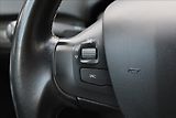 Peugeot 2008 1,2 T  AUTOMAT,ALLURE,WEBASTO - náhled 19