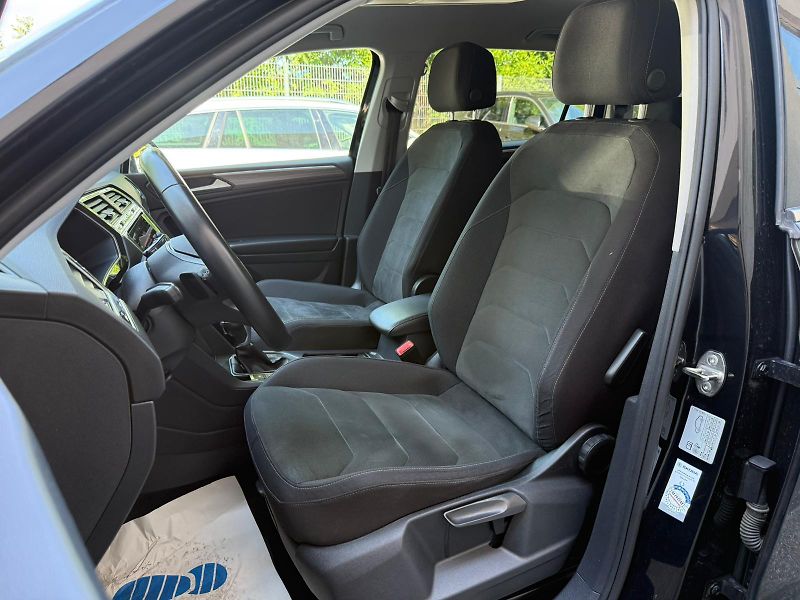 Volkswagen Tiguan Elegance 2.0TDI 147 kW DSG 4x4 - fotka 8 z 25