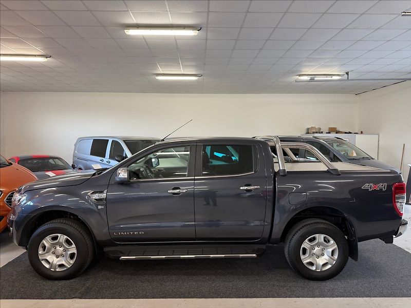 Ford Ranger 3,2 Limited,1maj,man,po servis - fotka 3 z 34