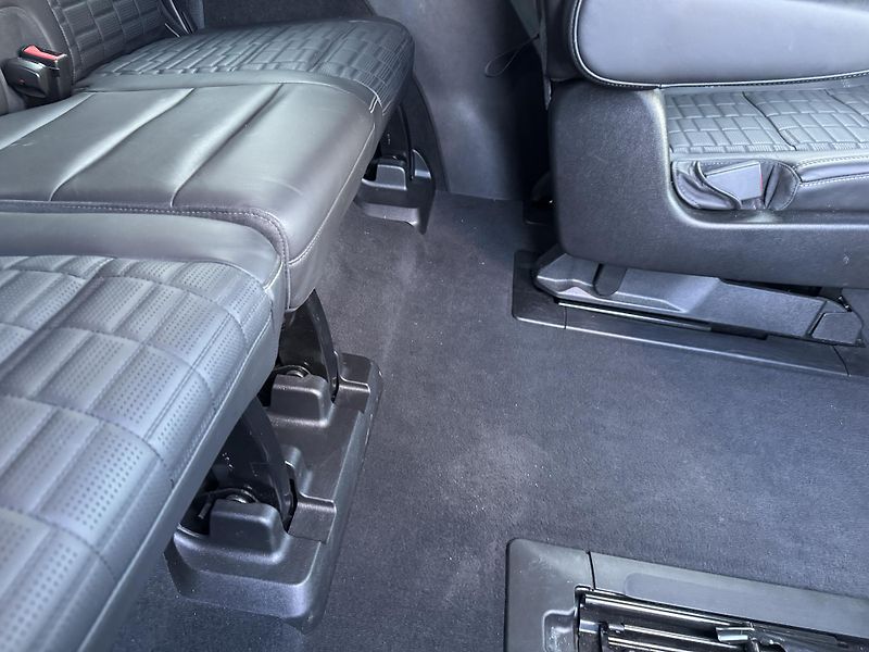 Cadillac Escalade 6,2 Sport Platinum MAX VÝBAVA! - fotka 21 z 51