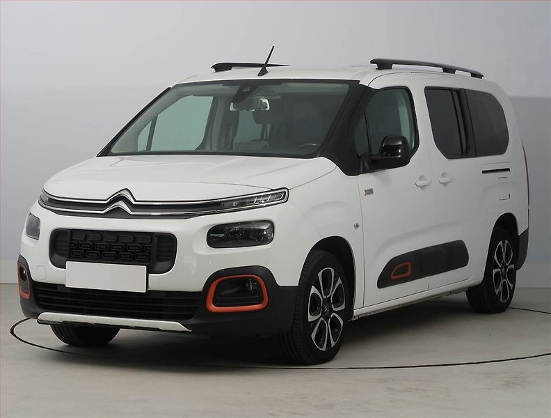 Citroën Berlingo (2020) Maxi Feel 1.5 BlueHDi, 5Míst - fotka 2 z 16