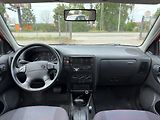 Volkswagen Polo 1.6i 55 kW automat, serviska - náhled 8