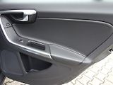 Volvo S60 (2017) 2.0D4 147kW AUT -NOVÉ V ČR - náhled 28