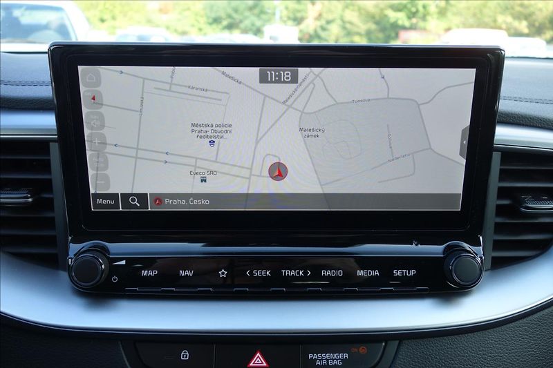Kia Ceed 1,5 T-GDi,ČR,1 MAJ.,SERV.KN. - fotka 22 z 40