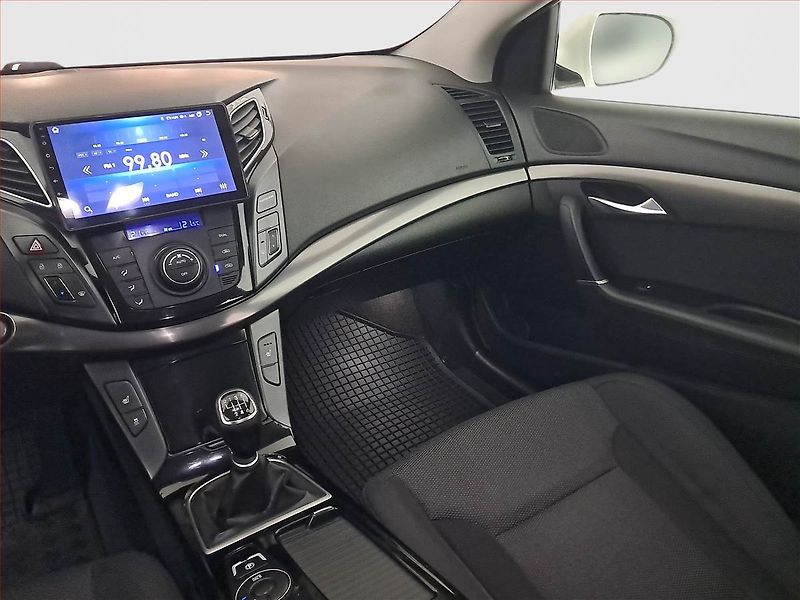 Hyundai i40 (2013) 1.7 CRDi, Tempomat - fotka 8 z 15