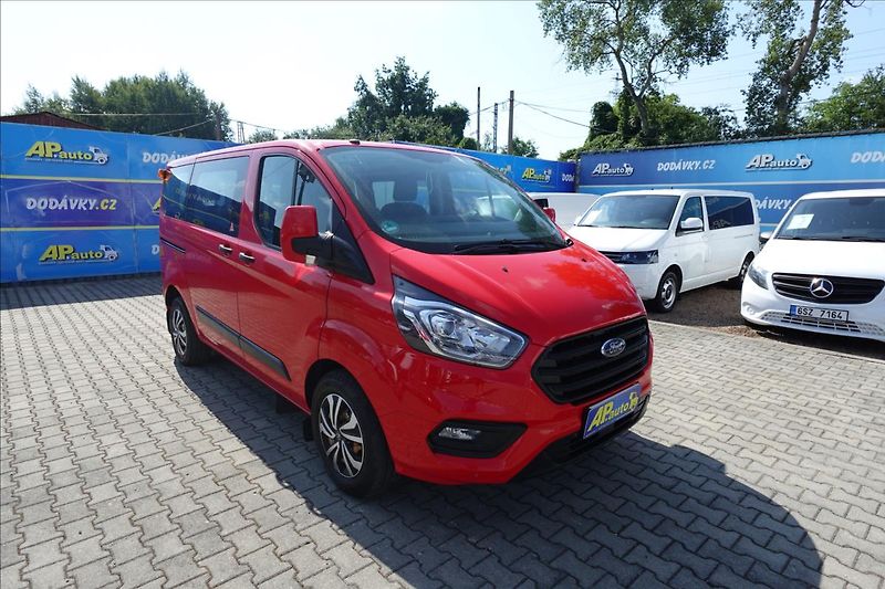 Ford Transit Custom 2,0 TDCi  L1H1 BUS KLIMA SERVI - fotka 5 z 31