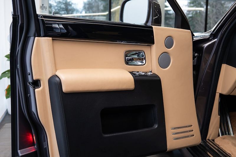 Rolls-Royce Phantom 360/Vyhřívaná sedadla - fotka 7 z 29