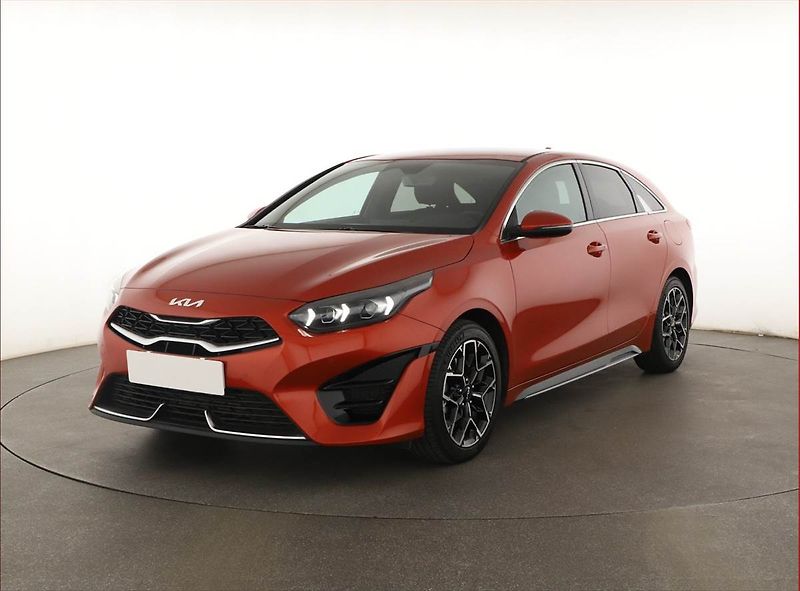 Kia Pro_Ceed (2025) GT Line Plus 1.5 T-GDI - fotka 2 z 20