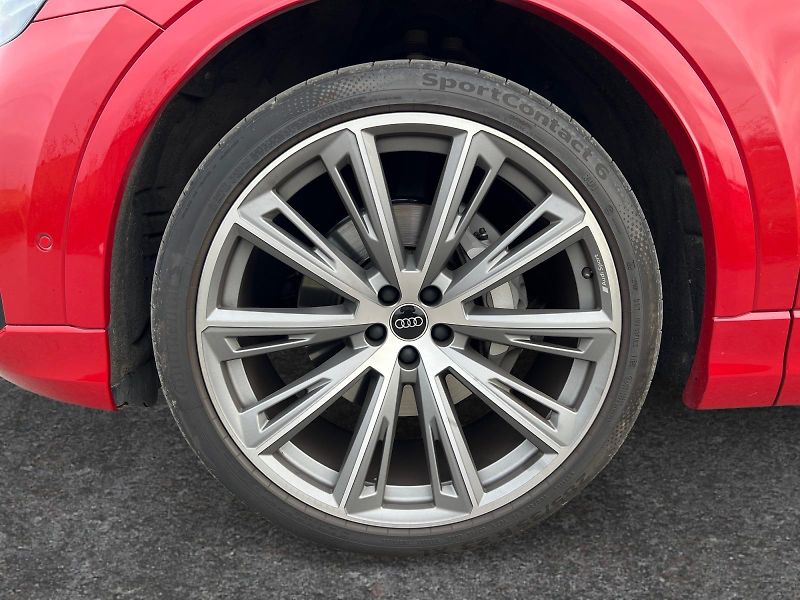 Audi Q8 (2025) S-LINE 50TDI WEBASTO HUP DPH - fotka 14 z 32