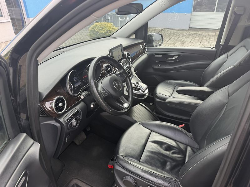 Mercedes-Benz Třídy V 250D XL AVANTGARDE 4MATIC - fotka 14 z 28