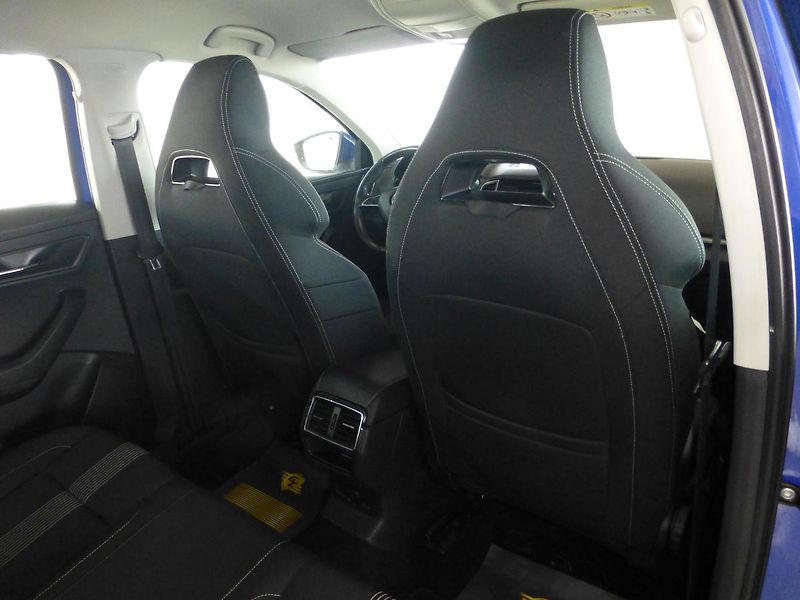 Škoda Karoq (2018) 1,6TDI*PARK.S**ALU***VYHŘ.SED. - fotka 21 z 23