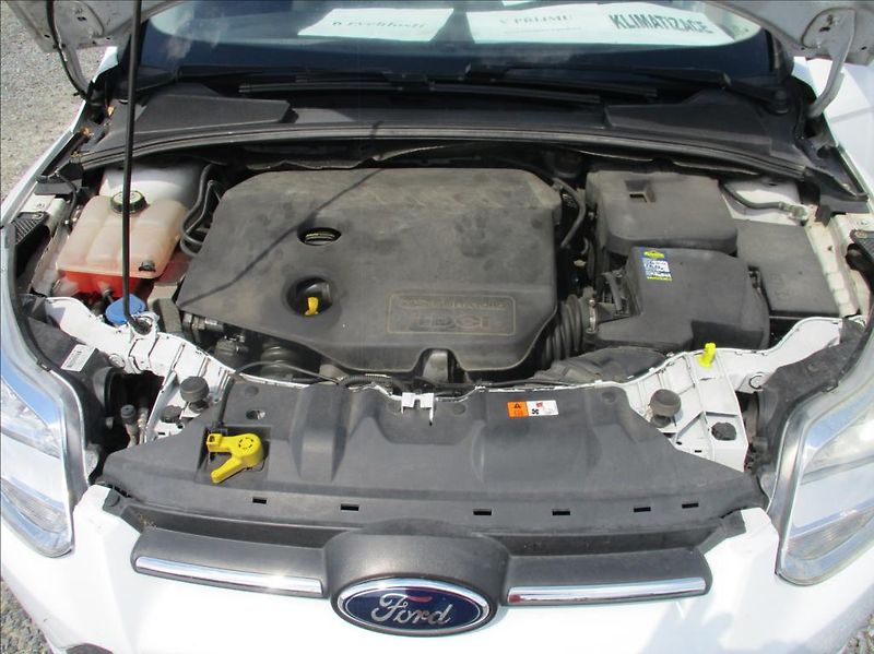 Ford Focus 1,6 TDCi, klima,serv.kniha,CZ, - fotka 21 z 29