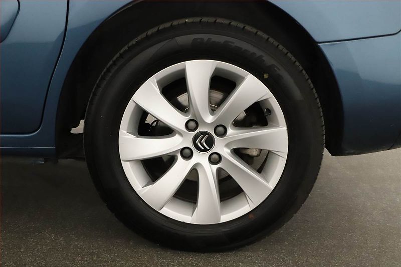 Citroën Berlingo (2017) Shine 1.6 BlueHDi, 5Míst, ČR - fotka 11 z 15