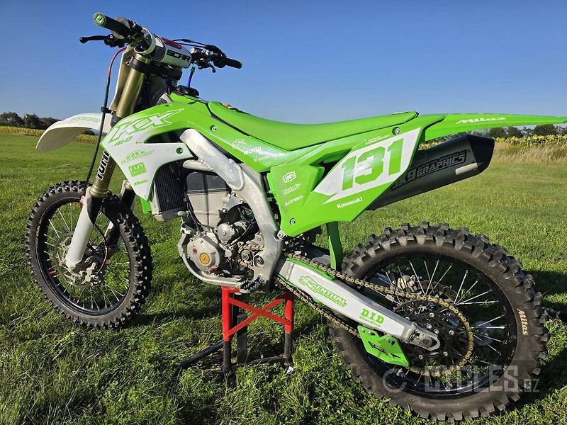 Kawasaki KX 450 F (2021) - fotka 6 z 11