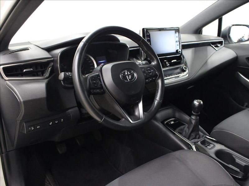 Toyota Corolla 1,2 Turbo, 1.majitel - fotka 9 z 34