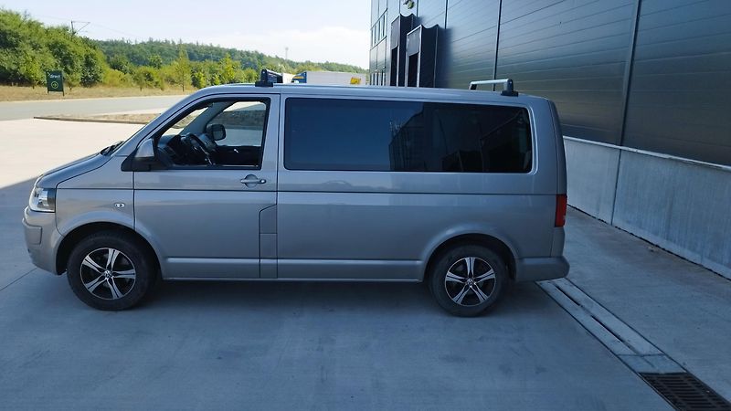 Volkswagen Caravelle (2011) 2.0TDI, volat-608 081 843 - fotka 5 z 15