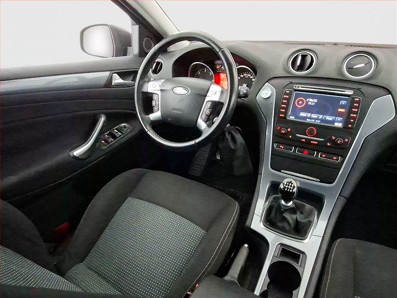 Ford Mondeo (2010) 2.0 TDCi, po STK, Tažné - fotka 7 z 17