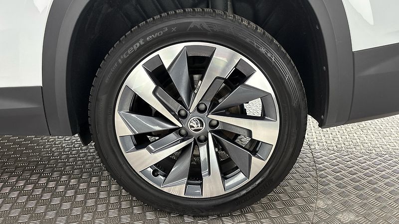 Škoda Kodiaq 2.0 TDI DSG 4x4 Exclusive Sele - fotka 19 z 35