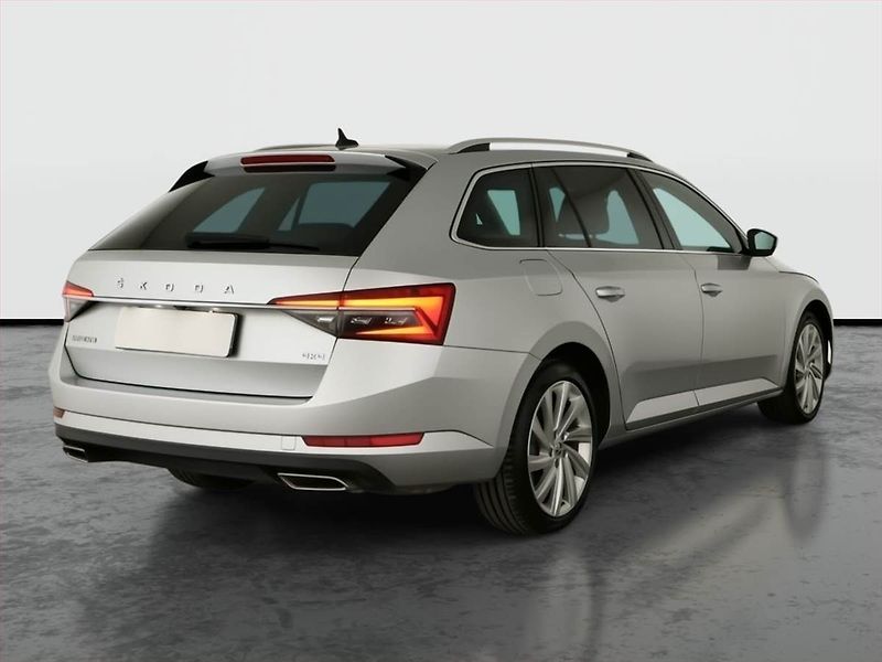 Škoda Superb (2022) Style 2.0 TSI - fotka 5 z 19