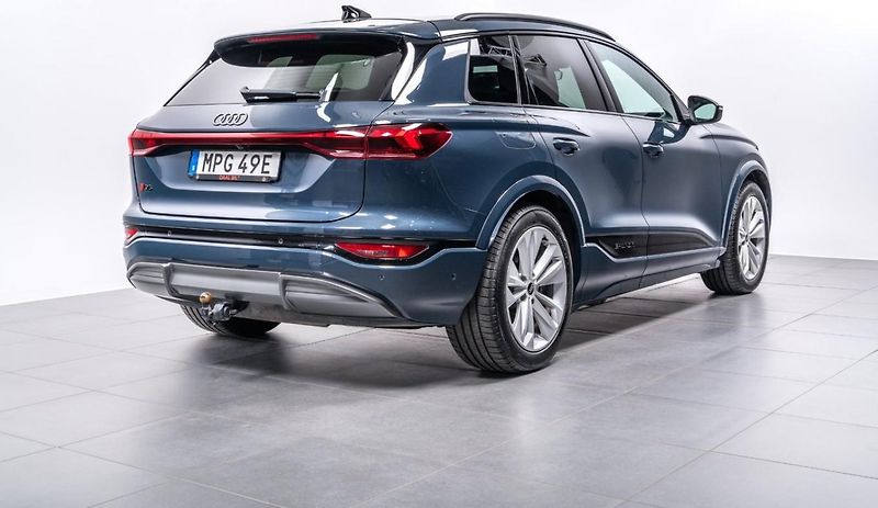 Audi Q6 e-tron Quattro S-line 100kWh Pano - fotka 5 z 24