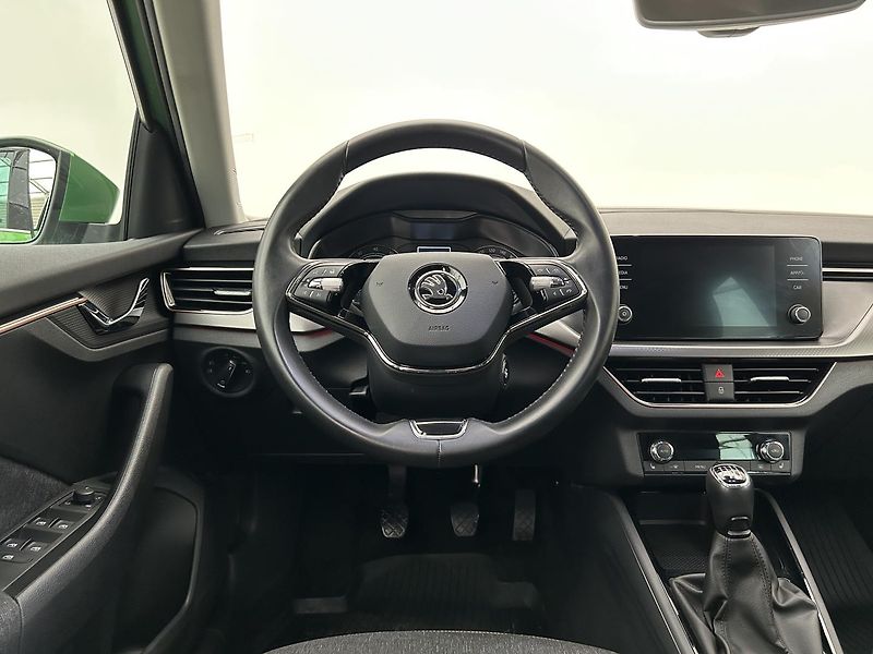 Škoda Kamiq 1.5 TSI Style - fotka 20 z 26