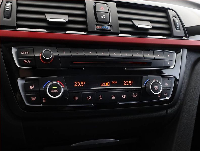 BMW Řada 4 (2014) 420d xDrive, 4X4, Automat - fotka 13 z 18