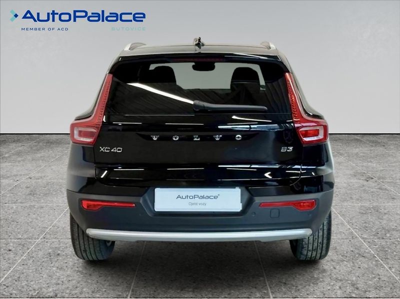 Volvo XC40 2,0 B3 Core Blis,Bezklíč - fotka 5 z 17