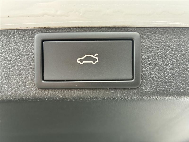 Škoda Octavia 2,0 RS,KŮŽE,HEAD-UP,EL.KUFR - fotka 17 z 34