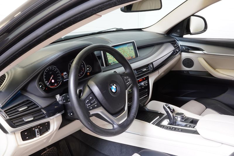 BMW X6 Xdrive30d,ČR,HUD,360,dověry - fotka 14 z 37