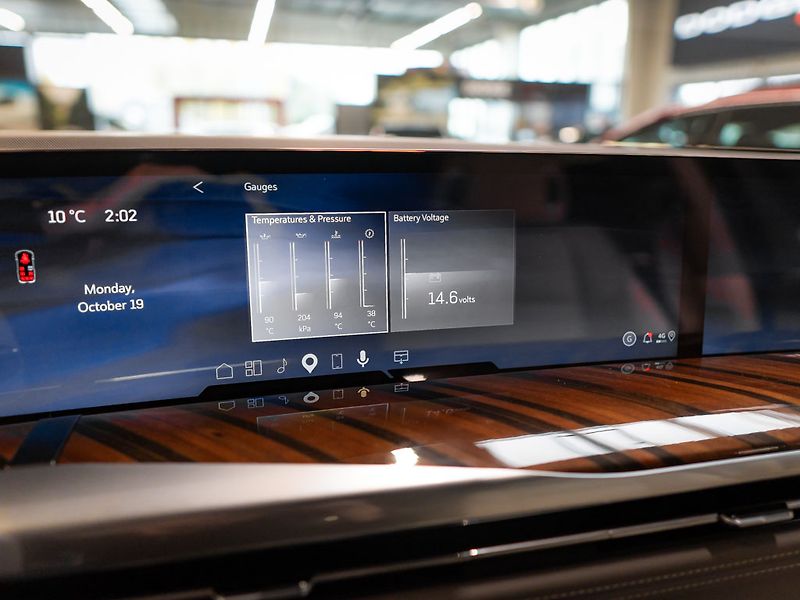 Cadillac Escalade (2026) 6.2 Premium Lux Platinum 2026 - fotka 36 z 50