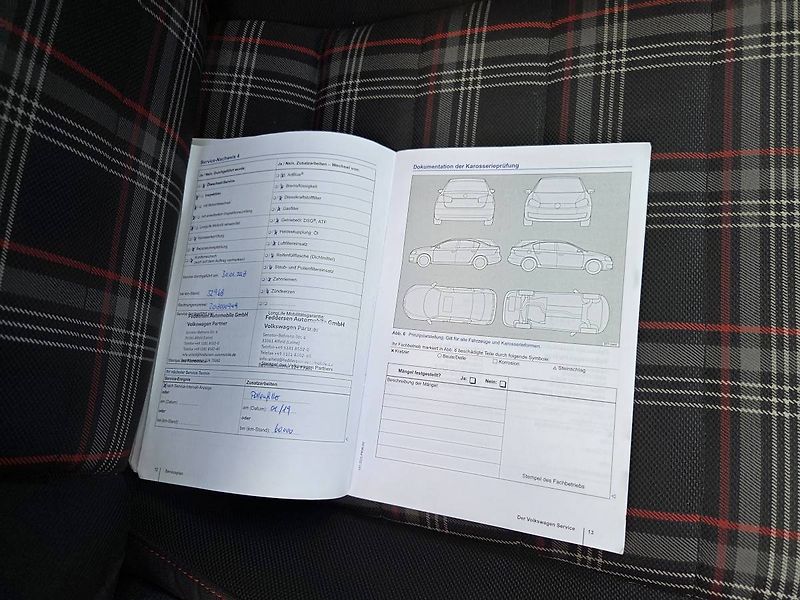 Volkswagen Golf 2.0 GTI - fotka 40 z 49