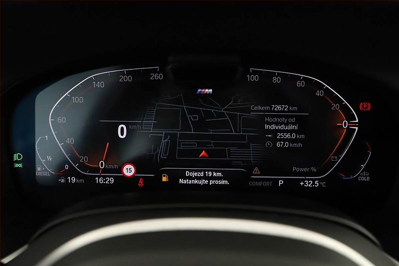 BMW Řada 7 (2022) 730d xDrive - fotka 8 z 21