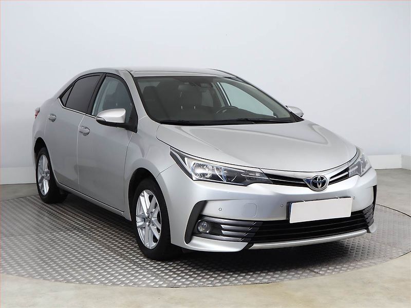 Toyota Corolla (2018) 1.6 Valvematic, Serv.kniha - fotka 1 z 16