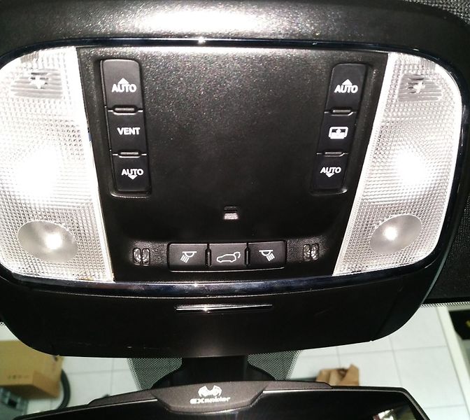 Jeep Grand Cherokee 3.0 V6 Trailhawk 154 200 km  - fotka 37 z 57