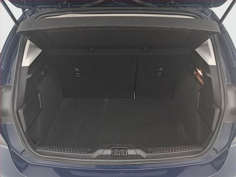 Ford Focus (2020) 1.0 EcoBoost, Automat, Navi - fotka 14 z 19