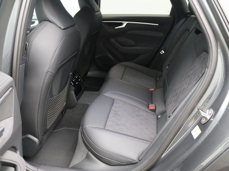 Audi A6 TDI q S-Line 360 Tech+ Matrix - fotka 11 z 13