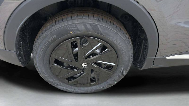 MG ZS (2026) EXCITE 1.5 MT5 (85kW/115k) / 1 - fotka 25 z 25