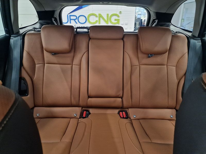 Subaru Outback (2022) 2.5 TOURING 2022 | Záruka - fotka 55 z 66