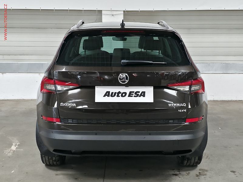 Škoda Kodiaq (2017) 2.0 TDi 4x4, 7míst, ČR - fotka 5 z 18