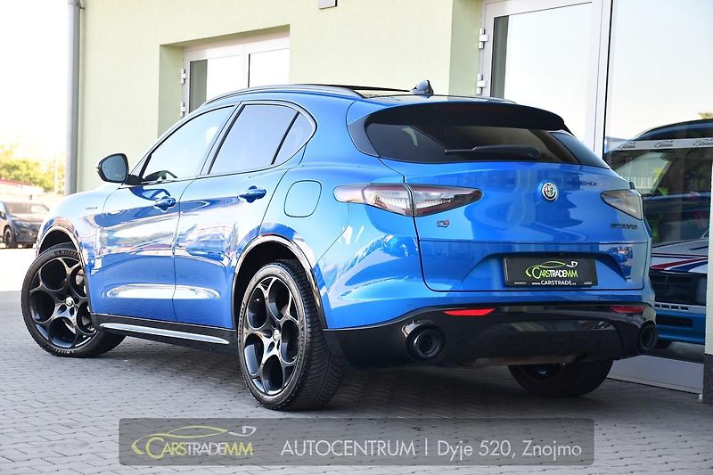 Alfa Romeo Stelvio 2.0 Turbo 16V 206kW Veloce AT8 - fotka 3 z 45