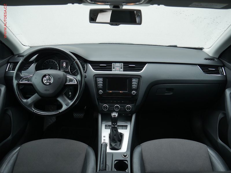 Škoda Octavia (2014) 2.0 TDI, DSG - fotka 8 z 24
