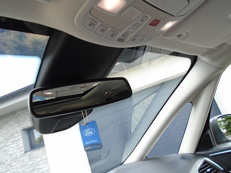 Ford Galaxy 2.0EcoBlue 140kW 8AT Titanium - fotka 30 z 48