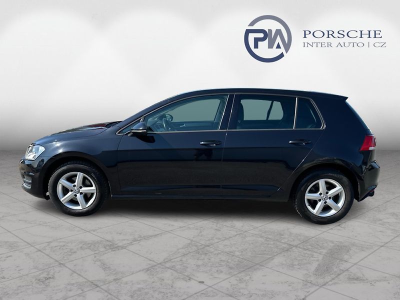 Volkswagen Golf Comfortline 1.6 TDI 77kW - fotka 3 z 21